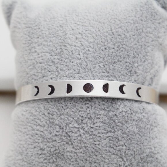 Moon Phases Bangle - Hand Stamped Anodized Aluminum Bangle - Adjustable - Picture 10 of 11